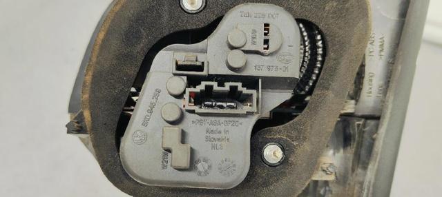 5K0945093AB Piloto trasero interior izquierdo comprar Girona