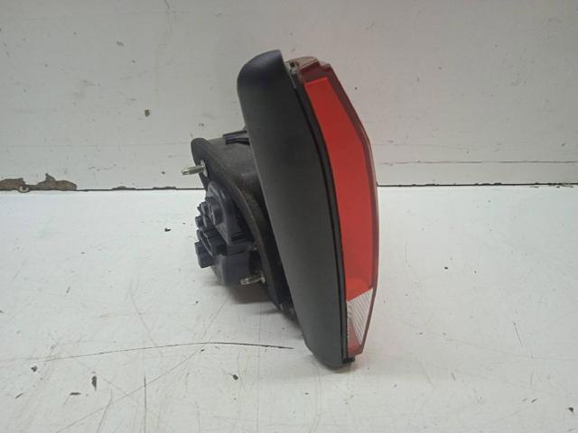 VAG 5K0945093AB Piloto trasero interior izquierdo  disponible Valladolid
