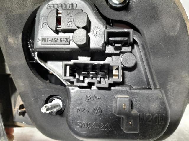 5K0945094 VAG Piloto trasero interior derecho  disponible Ourense