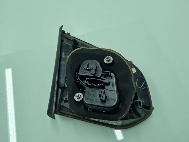 VAG 5K0945094 Piloto trasero interior derecho  disponible Lugo