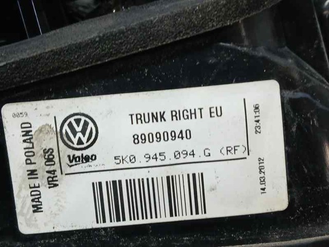 5K0945094G Piloto trasero interior derecho  en stock Granada