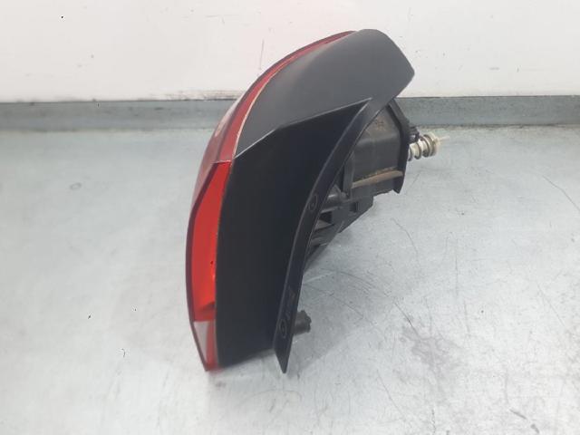 5K0945095E VAG Piloto trasero exterior izquierdo  en stock Córdoba