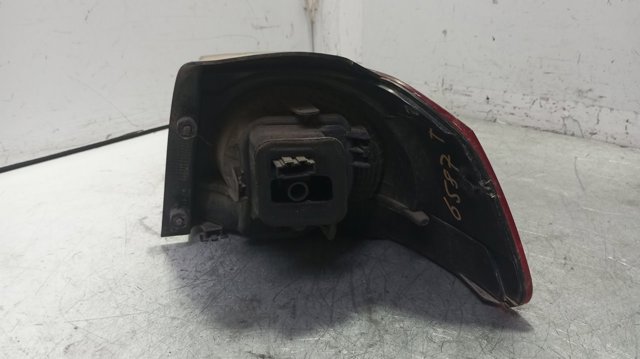 VAG 5K0945095M Piloto trasero exterior izquierdo  en stock Terrassa