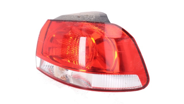 5K0945096E Piloto trasero exterior derecho  disponible Málaga