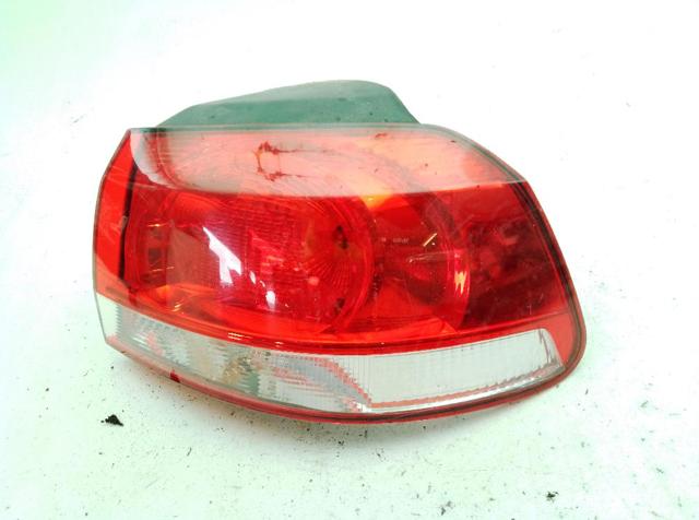 5K0945096E Piloto trasero exterior derecho comprar Sevilla