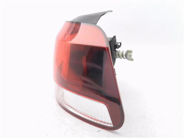 VAG 5K0945096M Piloto trasero exterior derecho comprar Barcelona