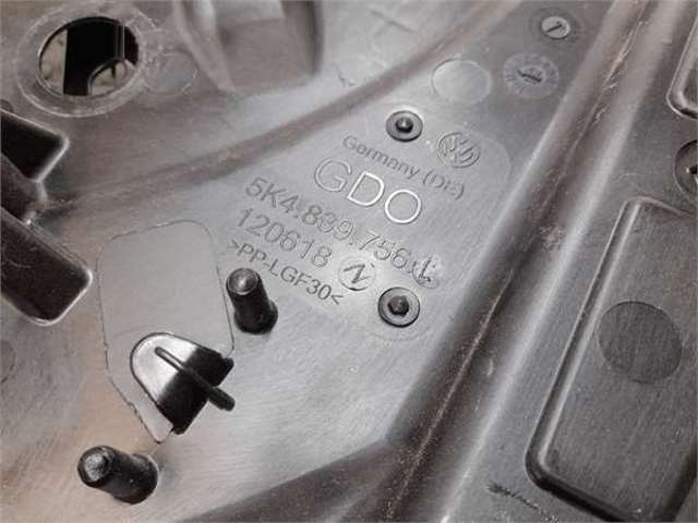5K0959704D Motor del elevalunas de la puerta trasera derecha  disponible Burgos