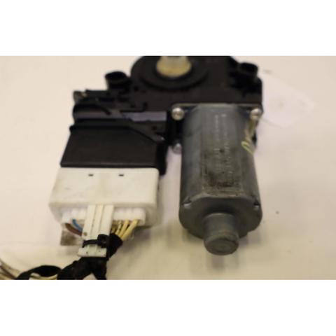 VAG 5K0959704D Motor del elevalunas de la puerta trasera derecha comprar Barcelona