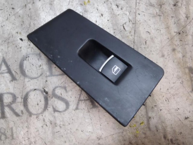 VAG 5K0959855XSH Botón de encendido del motor del elevalunas trasero comprar Tarragona