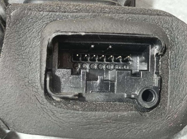 VAG 5K1837015H Cerradura de puerta delantera izquierda  disponible Valladolid
