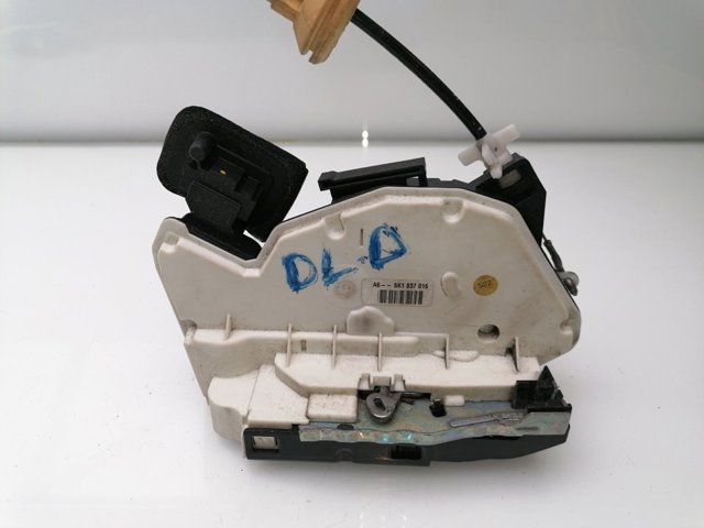 5K1837016 VAG Cerradura de puerta delantera derecha  comprar en Oviedo