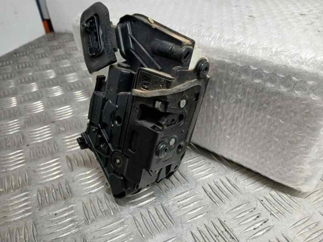5K1837016E VAG Cerradura de puerta delantera derecha  en stock Huelva