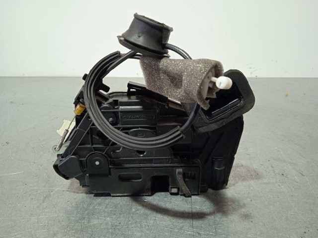VAG 5K1837016E Cerradura de puerta delantera derecha  comprar en Murcia