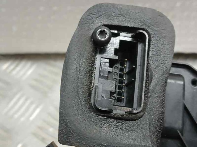VAG 5K1837016E Cerradura de puerta delantera derecha  disponible España