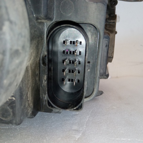 Faro izquierdo Volkswagen Golf 6 5K1