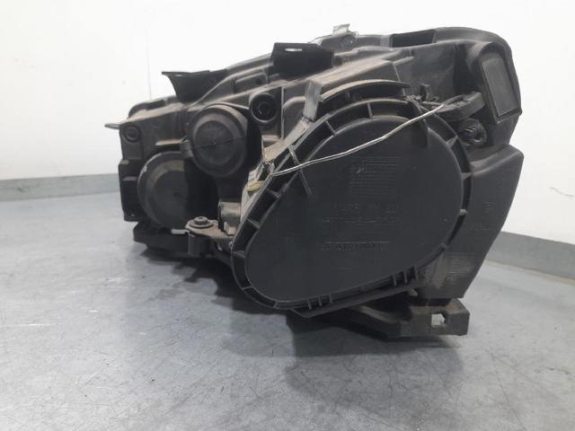 VAG 5K1941006J Faro derecho  disponible Valladolid