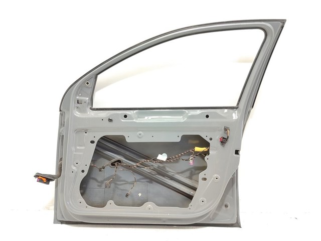 5K4831056H Puerta delantera derecha comprar Sevilla