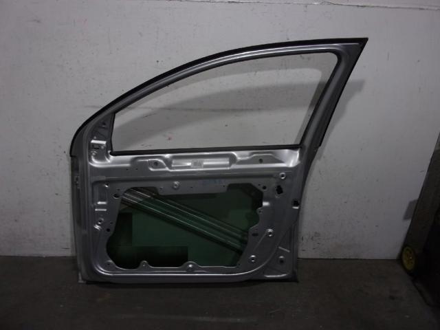 VAG 5K4831056H Puerta delantera derecha comprar Tarragona