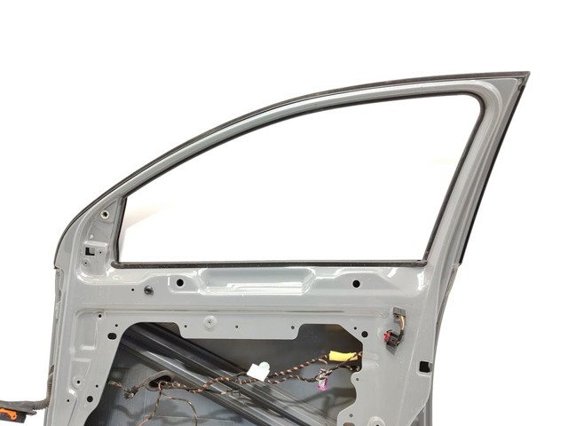 5K4831056H VAG Puerta delantera derecha comprar Alcalá