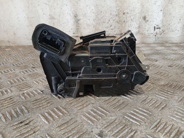 5K4839015 Cerradura de puerta trasera izquierda comprar Sevilla