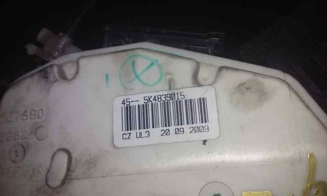 5K4839015 VAG Cerradura de puerta trasera izquierda  en stock Córdoba