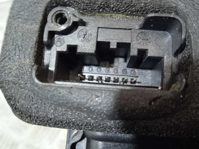 5K4839015AE Cerradura de puerta trasera izquierda comprar Sevilla