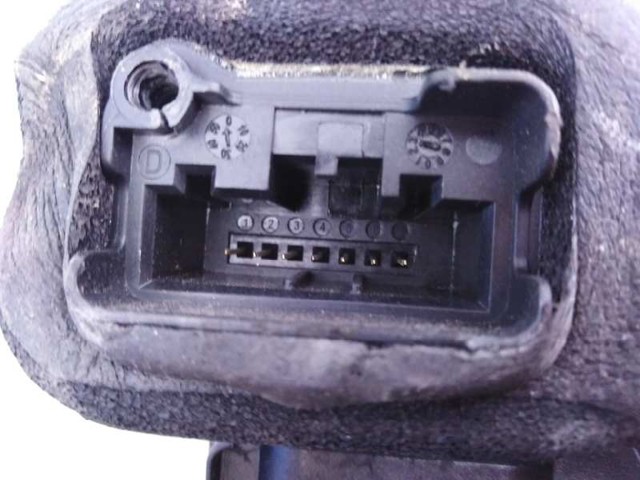 5K4839015AF Cerradura de puerta trasera izquierda  comprar en Zaragoza
