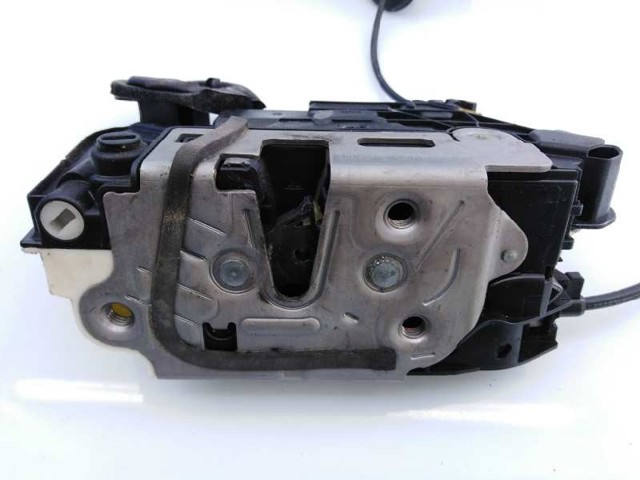 5K4839015AF Cerradura de puerta trasera izquierda  comprar en Pontevedra