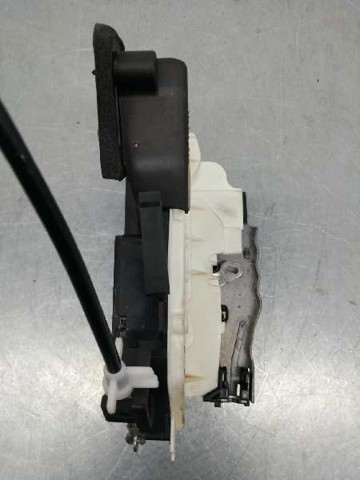 5K4839015F Cerradura de puerta trasera izquierda comprar Sevilla