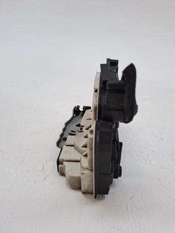 5K4839015F Cerradura de puerta trasera izquierda  disponible Málaga