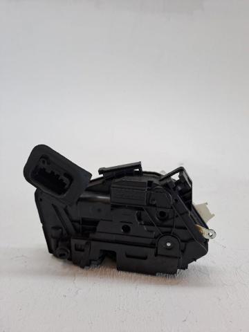 VAG 5K4839015F Cerradura de puerta trasera izquierda  en stock Salamanca