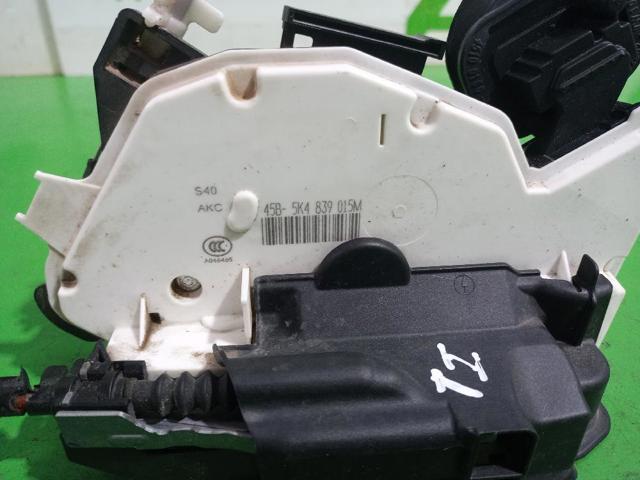 5K4839015M Cerradura de puerta trasera izquierda  en stock Granada