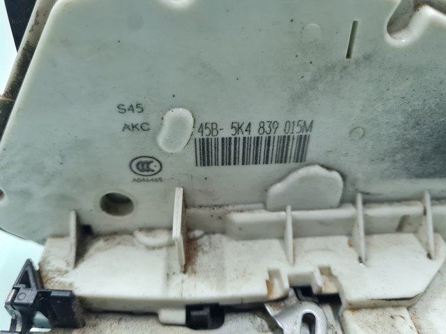 5K4839015M Cerradura de puerta trasera izquierda  disponible Burgos