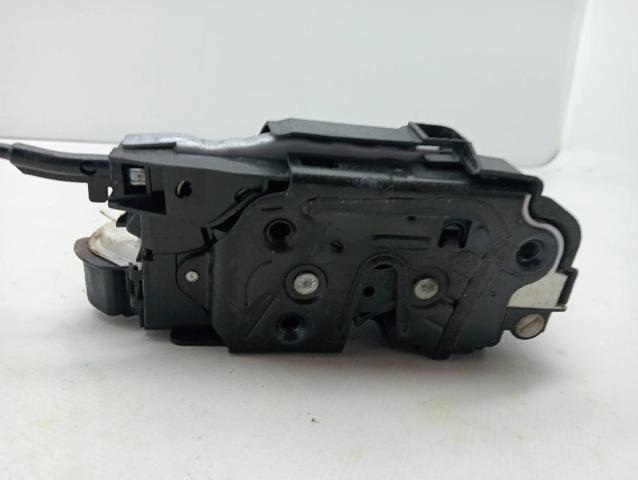 5K4839015Q Cerradura de puerta trasera izquierda  disponible Utrera