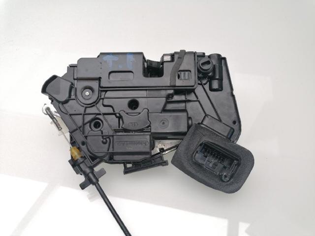 VAG 5K4839015Q Cerradura de puerta trasera izquierda  comprar en Murcia