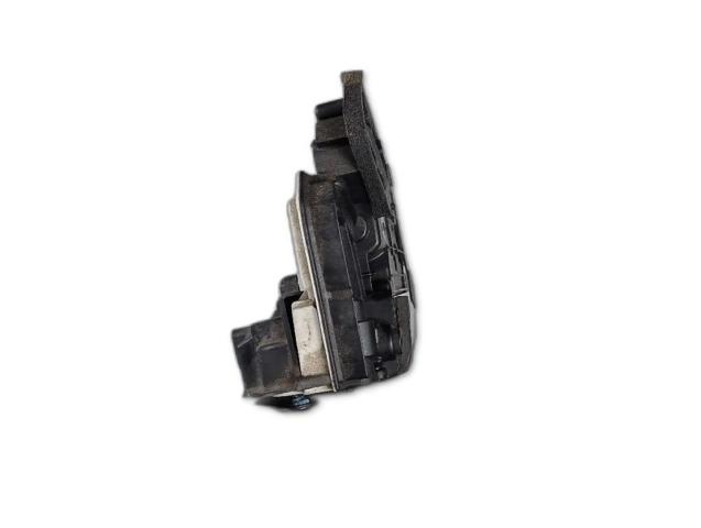 VAG 5K4839015R Cerradura de puerta trasera izquierda  en stock Terrassa