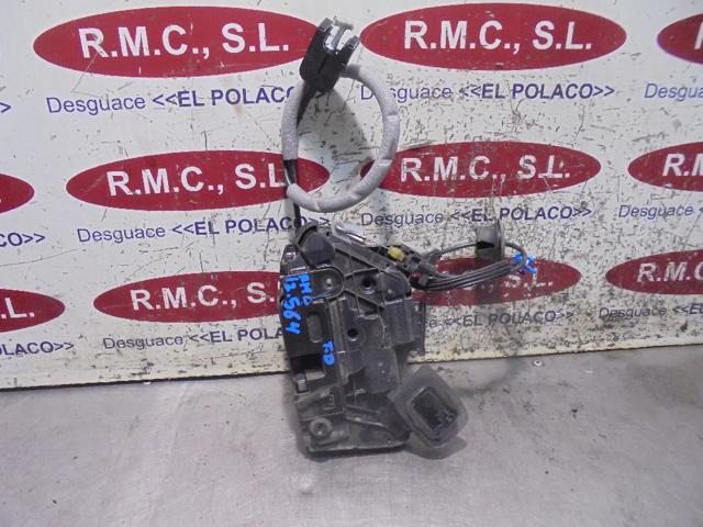 5K4839016 Cerradura de la puerta trasera derecha  en stock Sabadell