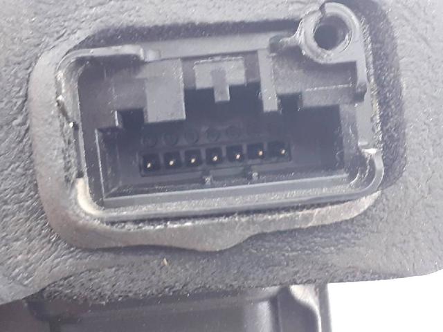 VAG 5K4839016F Cerradura de la puerta trasera derecha  comprar en Ponferrada