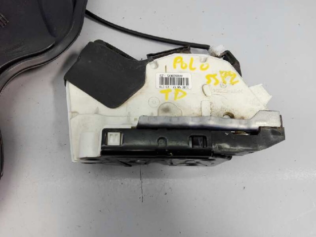 5K4839016F Cerradura de la puerta trasera derecha comprar Almería