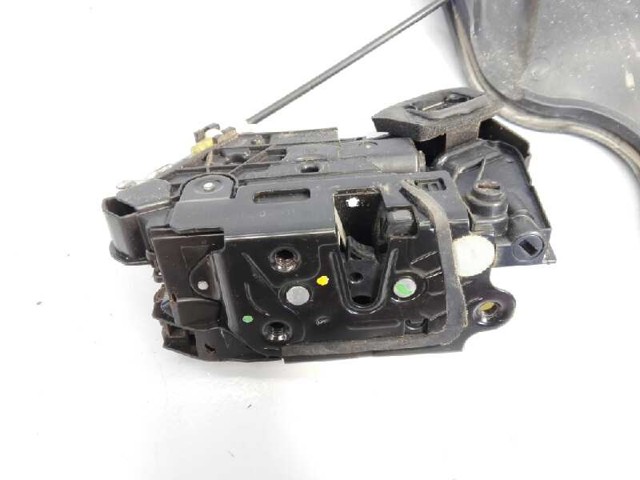 5K4839016F Cerradura de la puerta trasera derecha  disponible Utrera