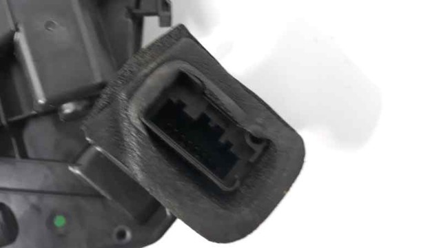 5K4839016Q VAG Cerradura de la puerta trasera derecha  comprar en Oviedo
