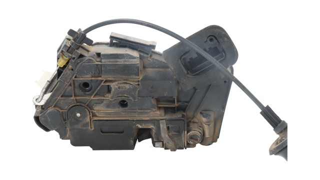 VAG 5K4839016Q Cerradura de la puerta trasera derecha  en stock Terrassa