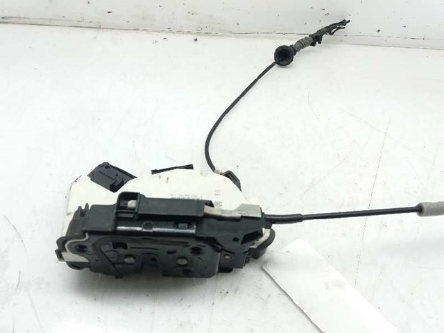 5K4839016R VAG Cerradura de la puerta trasera derecha  disponible Vigo