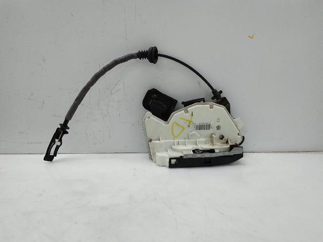 VAG 5K4839016R Cerradura de la puerta trasera derecha  en stock Salamanca