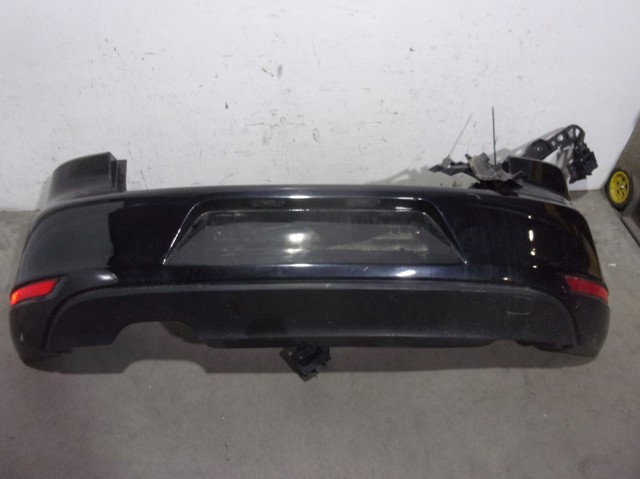 Defensa trasero 5K6807417G VAG