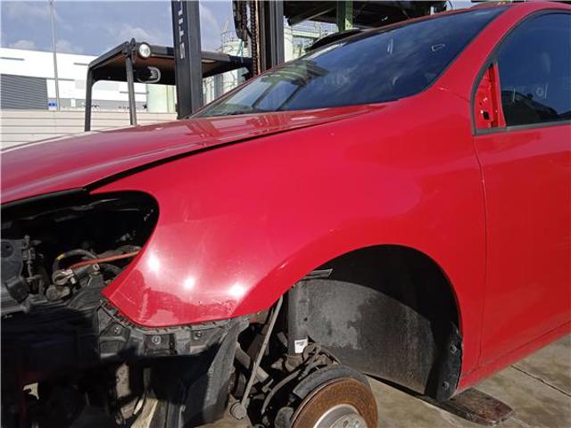 Aleta delantera izquierda 5K6821021B VAG