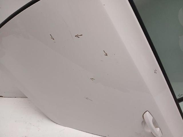 VAG 5K6833055K Puerta trasera izquierda  comprar en Ponferrada