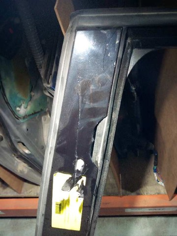 VAG 5K6833055K Puerta trasera izquierda  en stock Salamanca