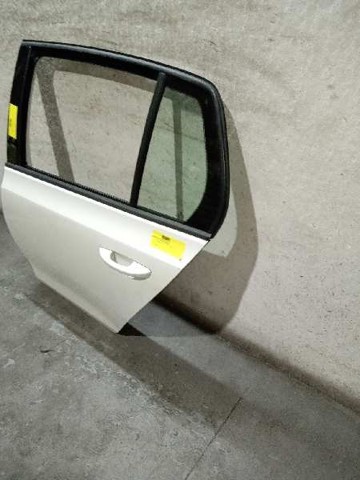 VAG 5K6833055K Puerta trasera izquierda  comprar en Murcia