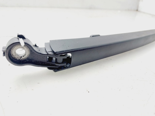 5K6955707B VAG Brazo del limpiaparabrisas, trasero  en stock Córdoba